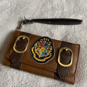 Harry Potter alumni wristlet/wallet